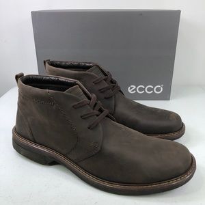 ecco chukka